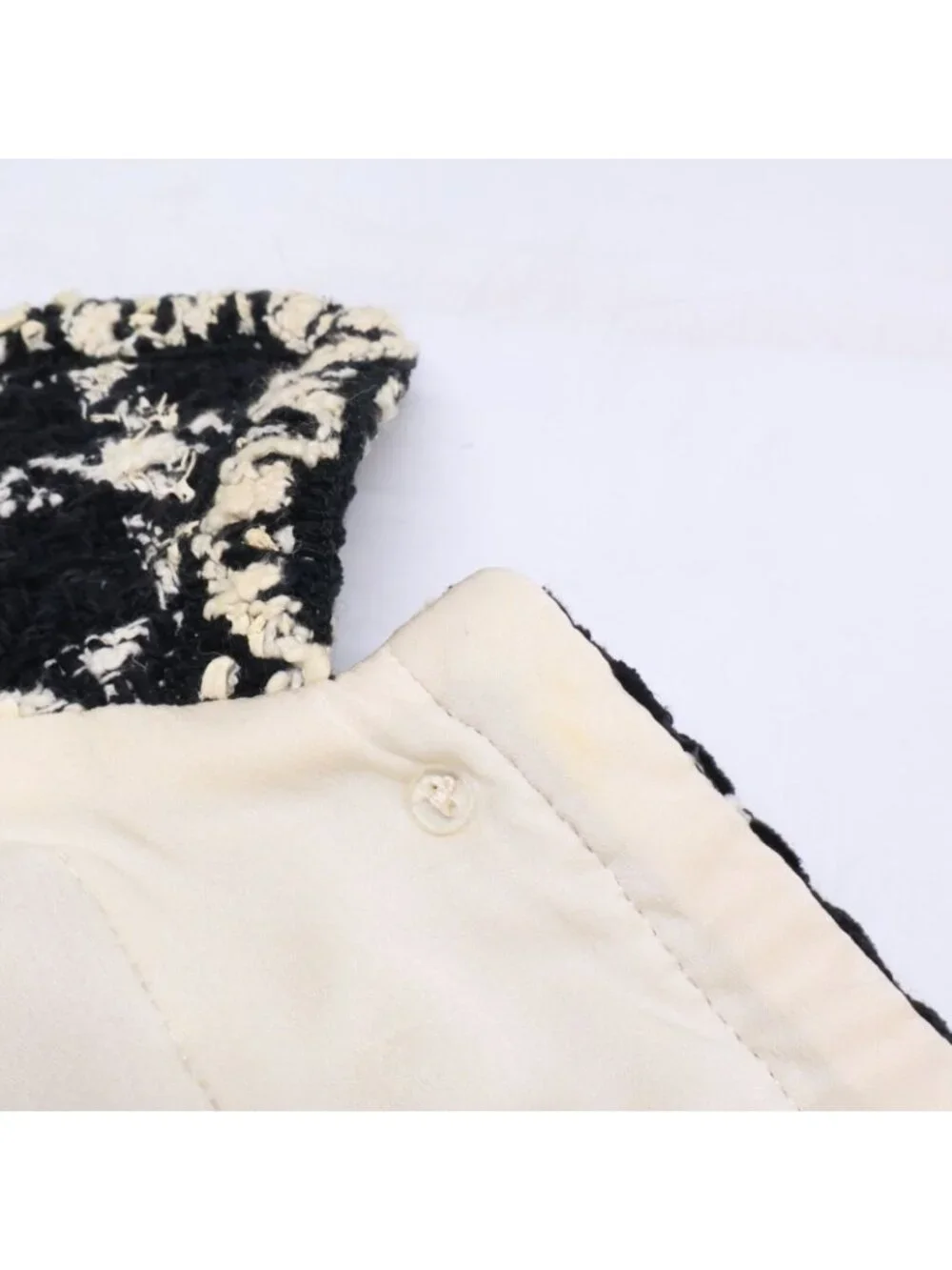 Chanel CC Logo Button Tweed Jacket 38